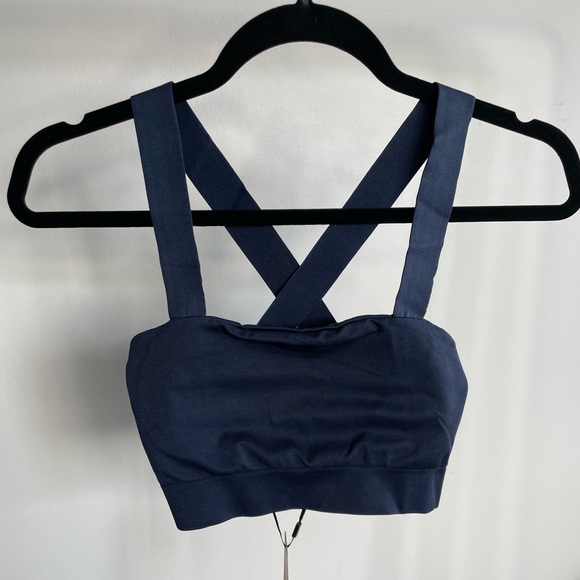 New with Tags Lune active Sports bra - Picture 1 of 3